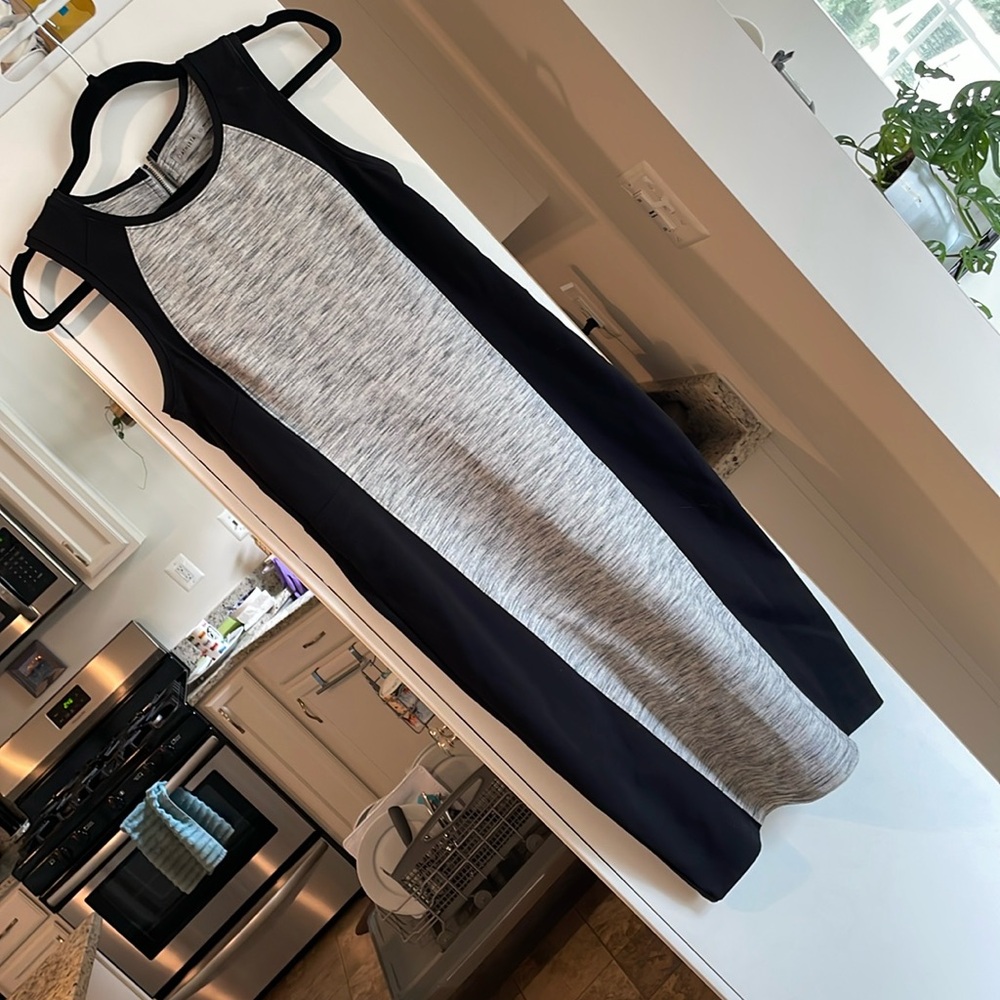 Color block athleta dress black and grey